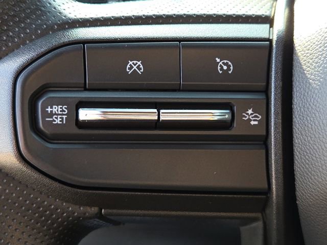 Used 2023 Chevrolet Colorado Trail Boss w/ Technology Package image 28