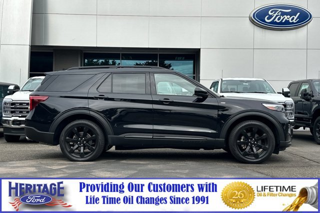 Certified 2022 Ford Explorer ST-Line w/ Class IV Trailer Tow Package image 3