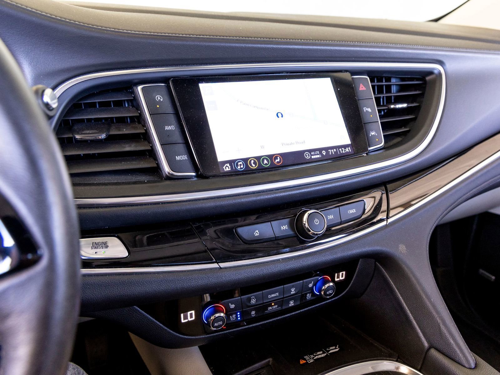 Used 2023 Buick Enclave Avenir w/ Avenir Technology Package image 13