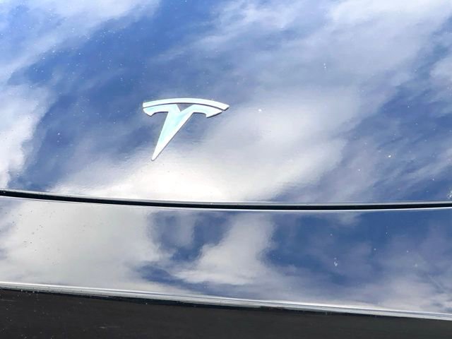 Used 2022 Tesla Model Y Long Range image 3