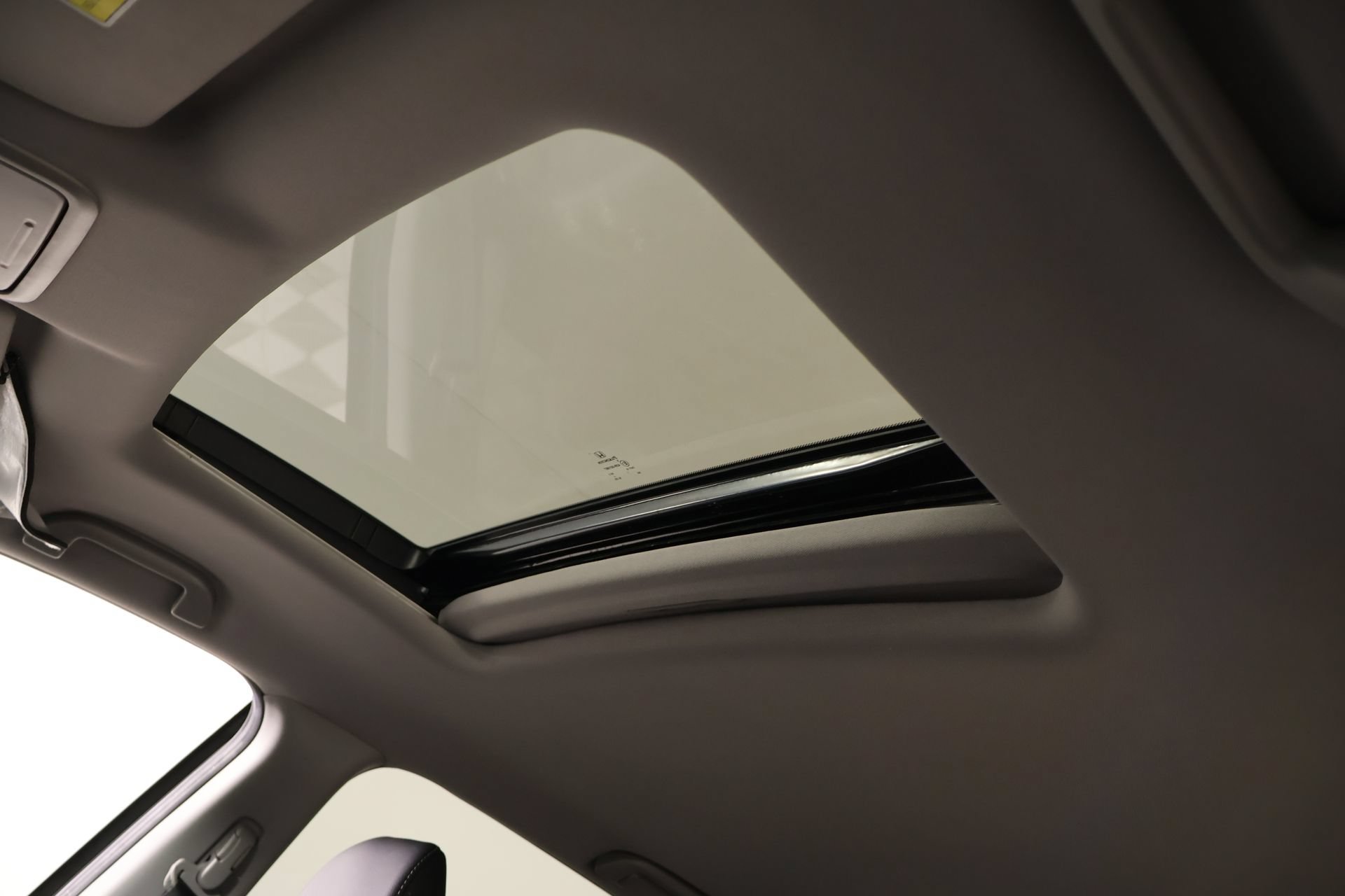 Used 2022 Honda Pilot EX-L image 16