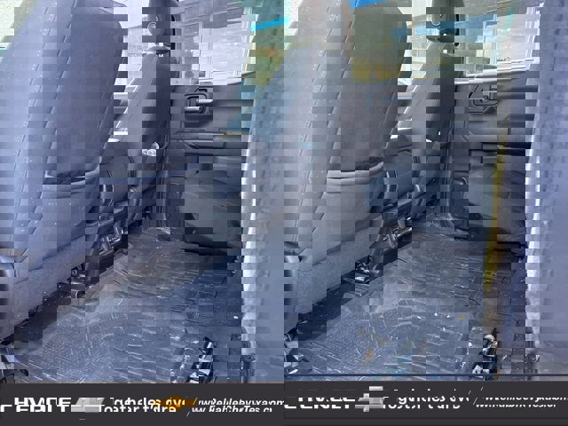 Used 2022 Chevrolet Silverado 1500 LT w/ Z71 Off-Road Package image 14