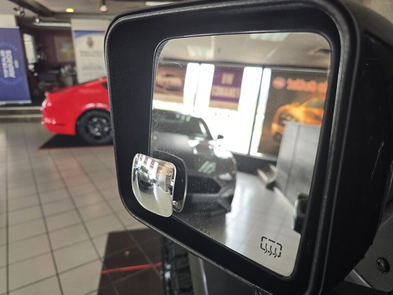 Used 2014 Jeep Wrangler Unlimited Sahara image 7