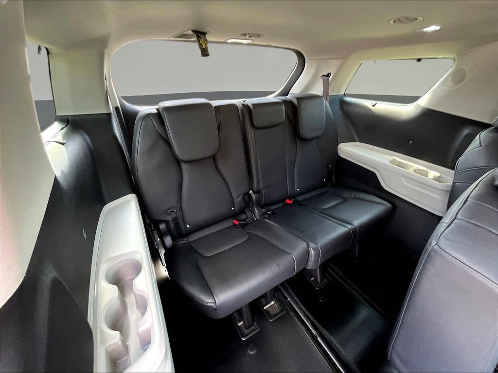 Used 2023 Kia Carnival SX Prestige FWD image 28