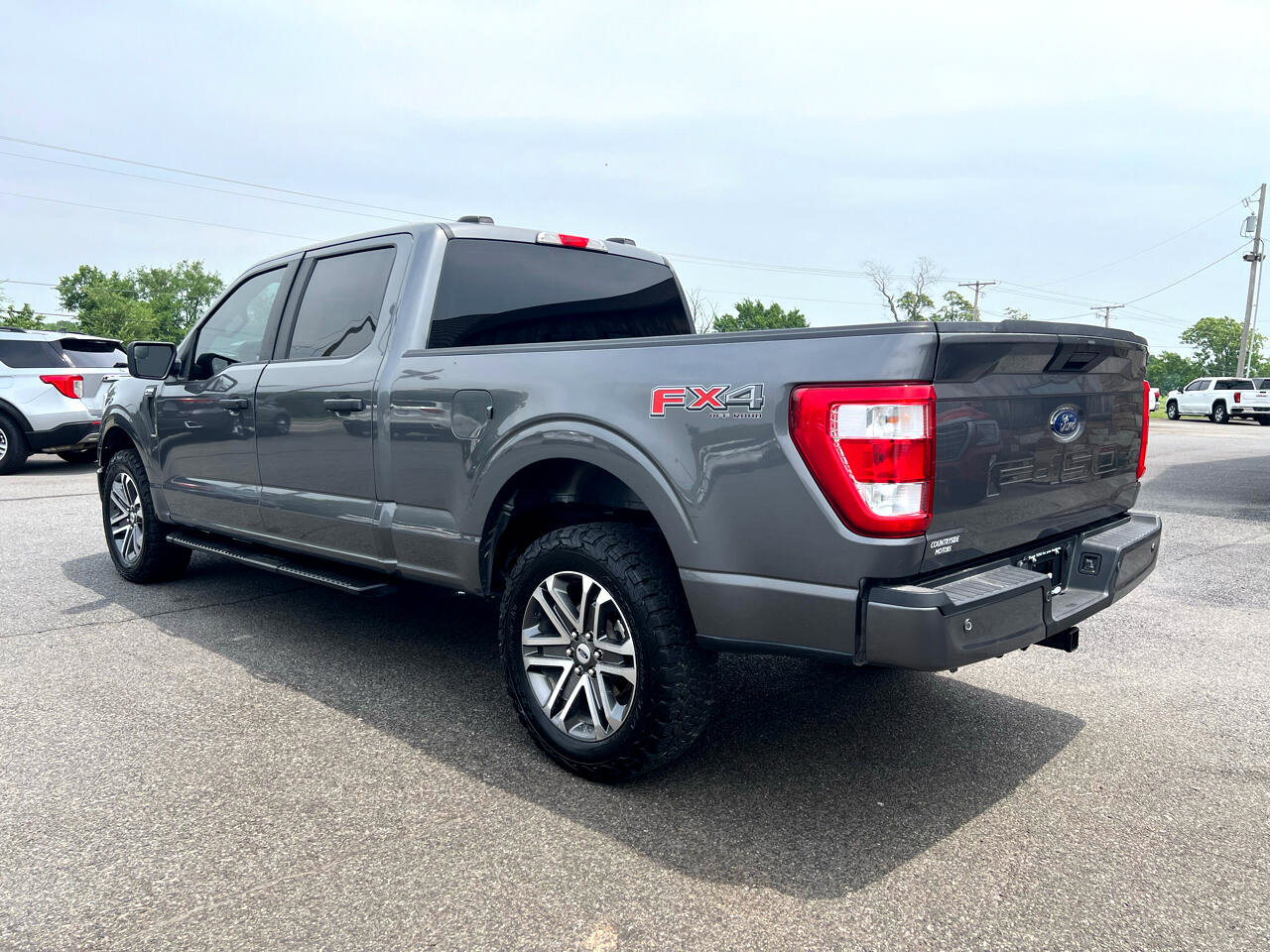 Used 2022 Ford F150 XL w/ STX Appearance Package image 4