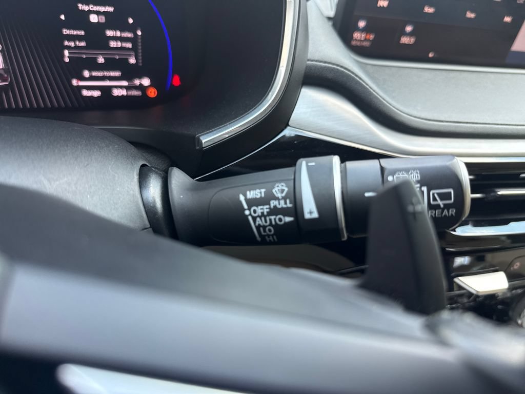 Used 2022 Acura MDX w/ Technology Package AWD/4WD image 20