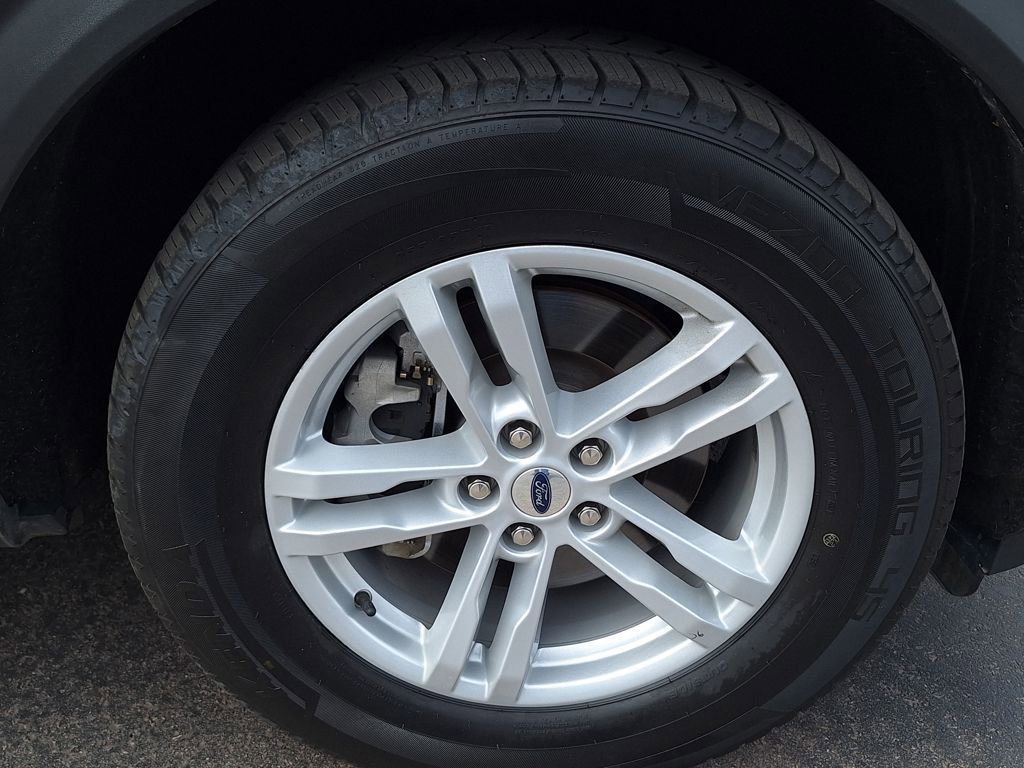 Used 2024 Ford Explorer XLT w/ Equipment Group 202A image 35