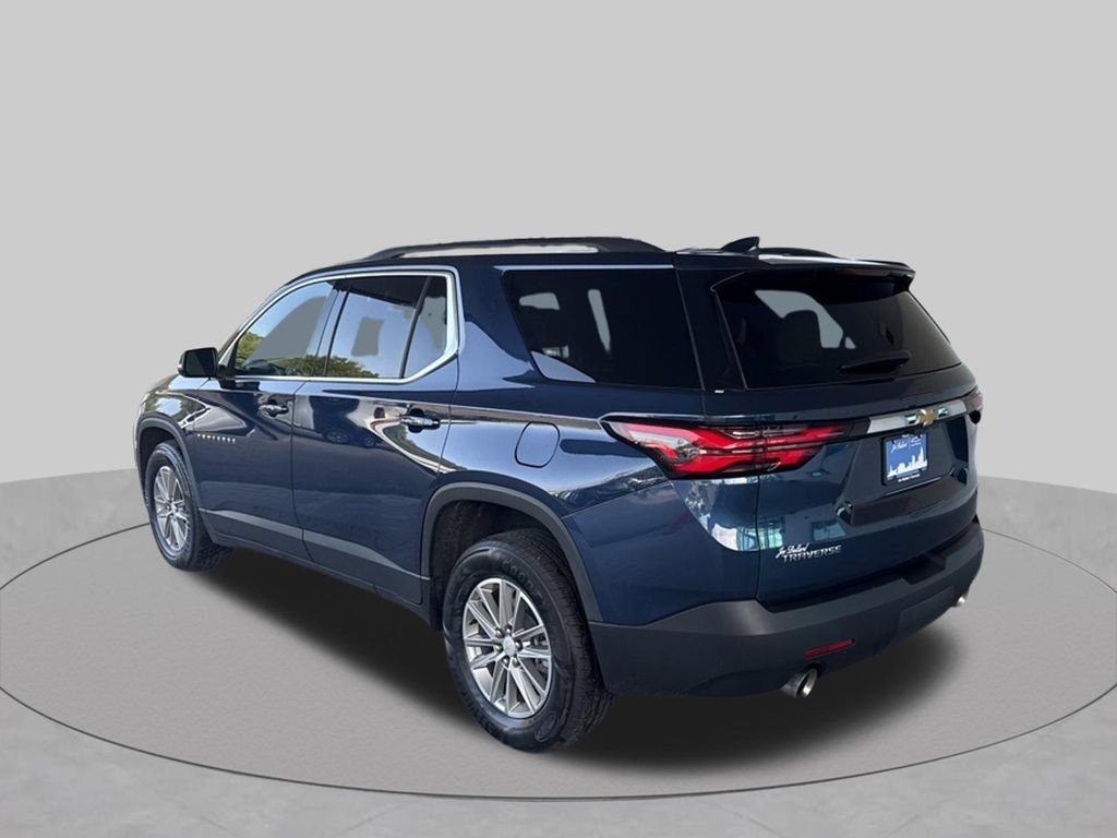 Used 2023 Chevrolet Traverse LT FWD image 5