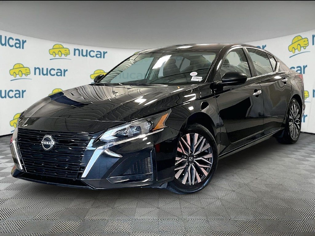 Certified 2024 Nissan Altima 2.5 SV FWD image 3