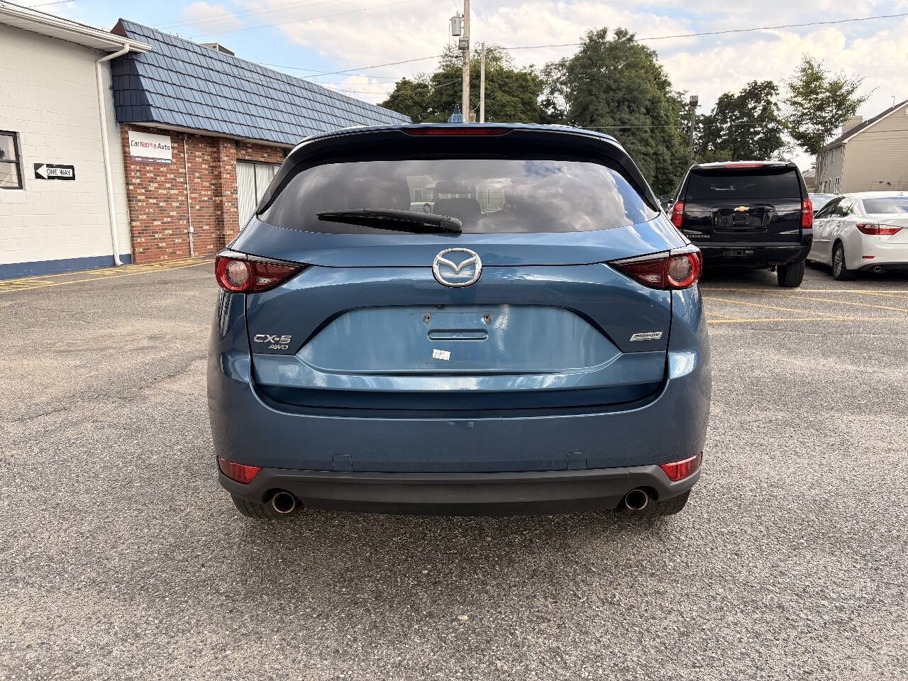 Used 2017 MAZDA CX-5 Touring w/ Preferred Equipment Package AWD/4WD image 8