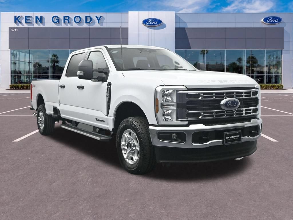 New 2026 Ford F350 XLT w/ FX4 Off-Road Package AWD/4WD 360° Tour