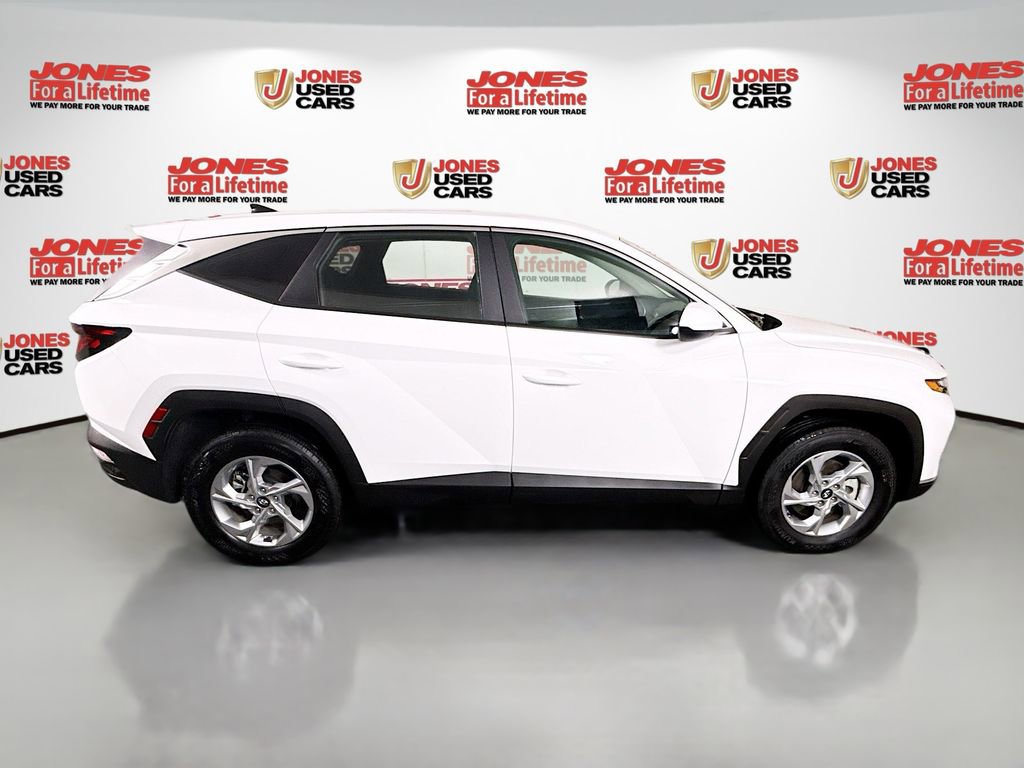 Used 2024 Hyundai Tucson SE image 16