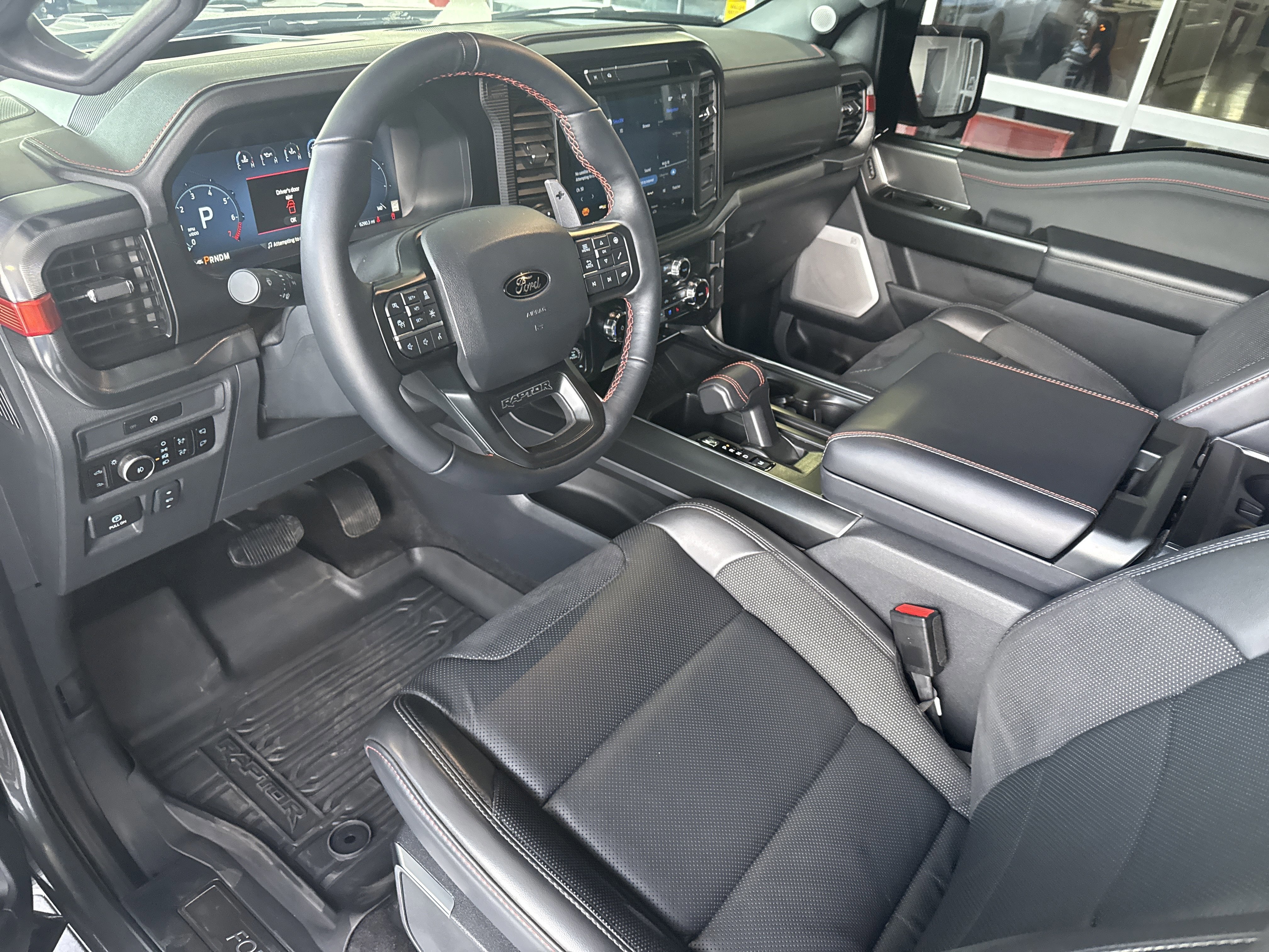 Used 2025 Ford F150 Raptor image 17