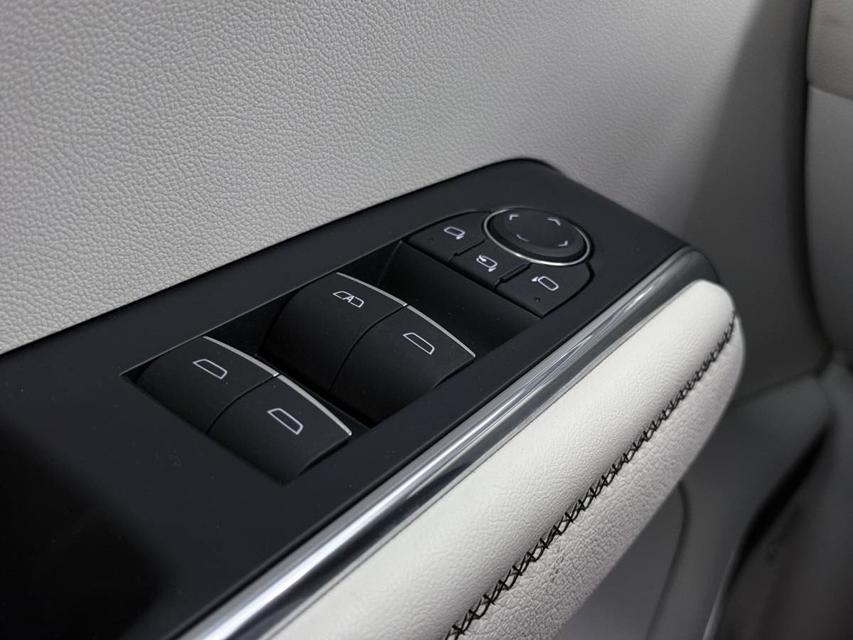 Used 2024 GMC Acadia Denali FWD image 52