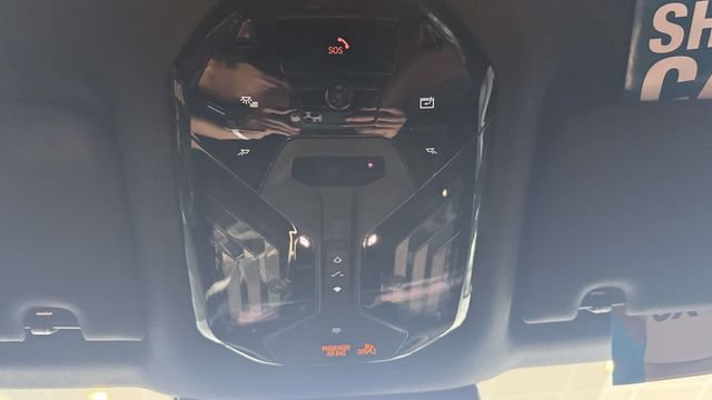 Used 2024 BMW 740i xDrive w/ Premium Package 2 AWD/4WD image 45