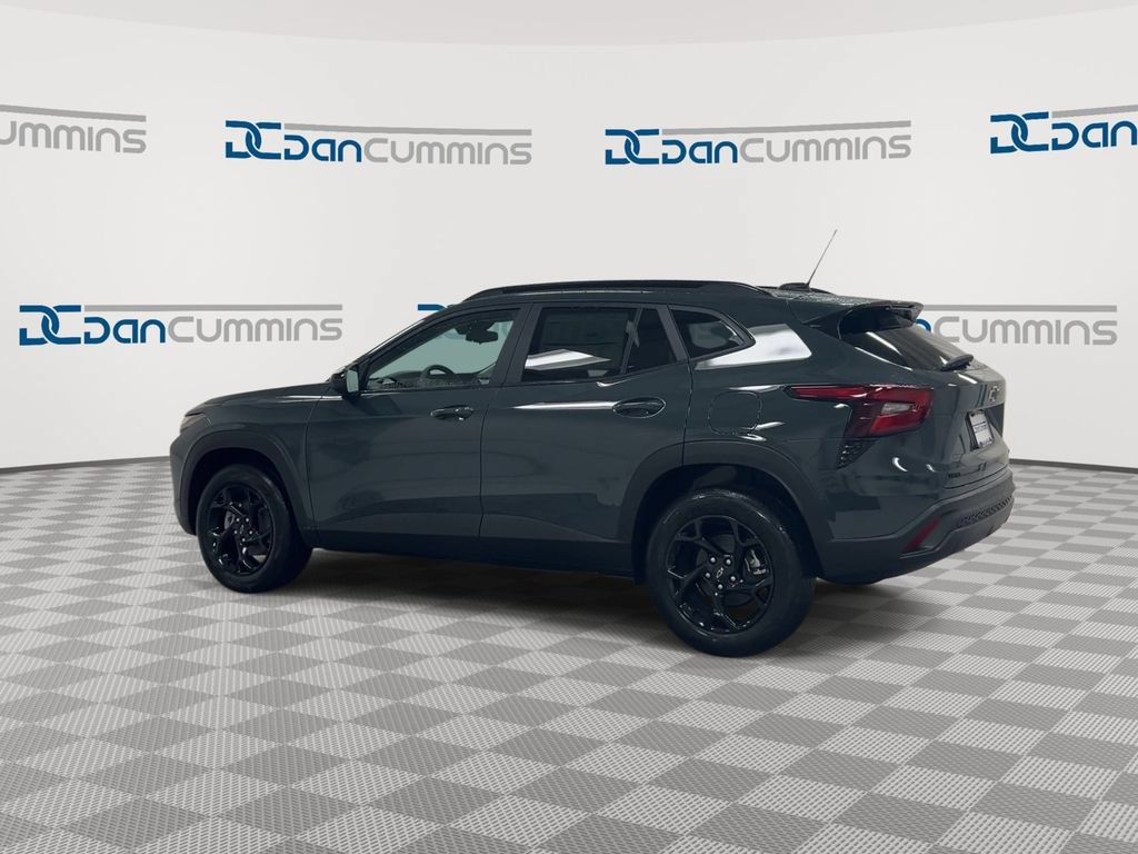 New 2026 Chevrolet Trax LT w/ Driver Confidence Package FWD image 6