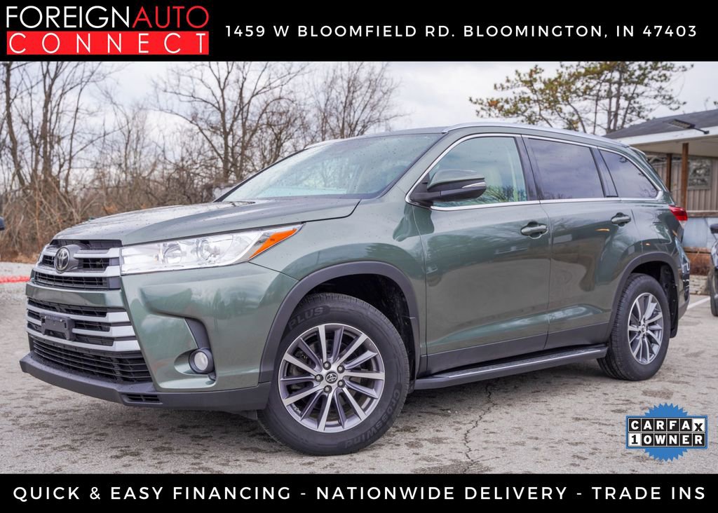 Used 2019 Toyota Highlander XLE w/ Carpet Mat Package (TMS) AWD/4WD image 1