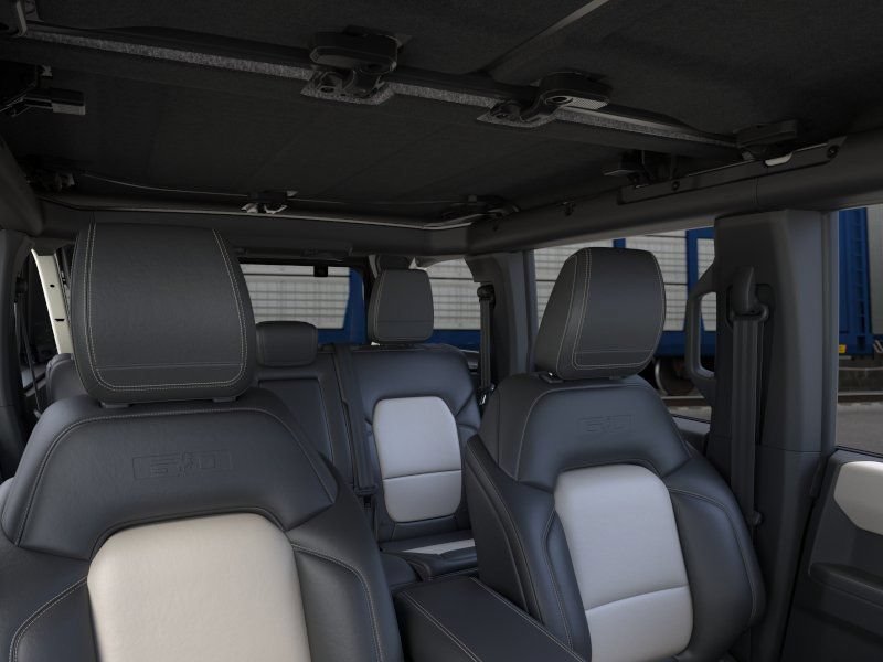 New 2026 Ford Bronco Outer Banks w/ Sasquatch Package AWD/4WD image 12