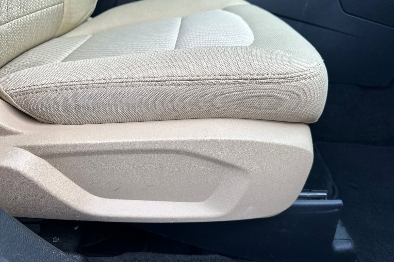 Used 2017 Ford Explorer FWD image 23