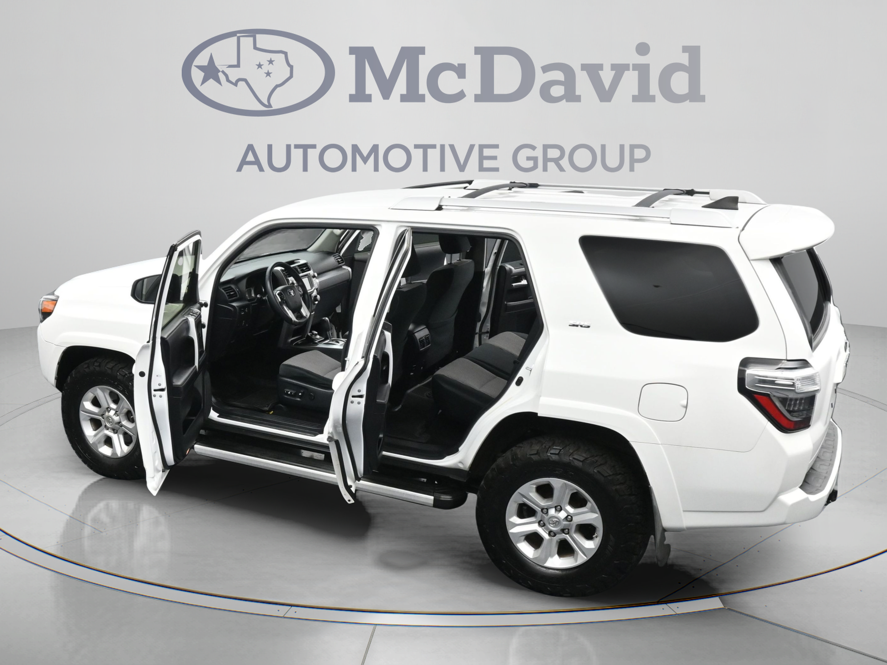 Used 2018 Toyota 4Runner SR5 AWD/4WD image 44