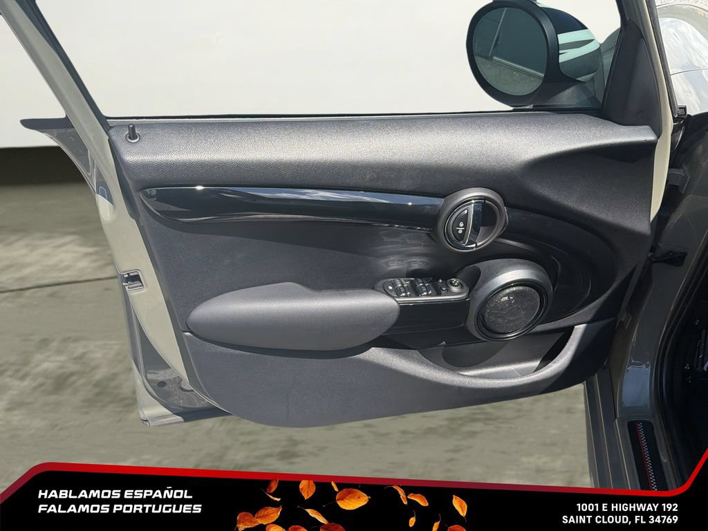 Used 2019 MINI Cooper S w/ Signature Upholstery Package FWD image 13