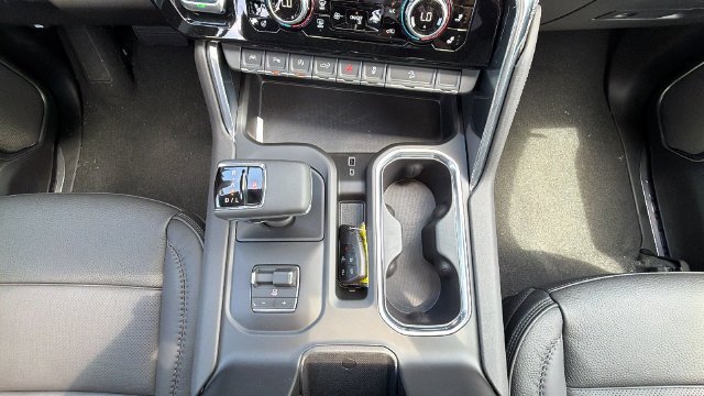 New 2026 GMC Sierra 1500 Denali w/ Technology Package AWD/4WD image 23