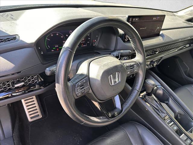 Used 2023 Honda Accord Sport image 9