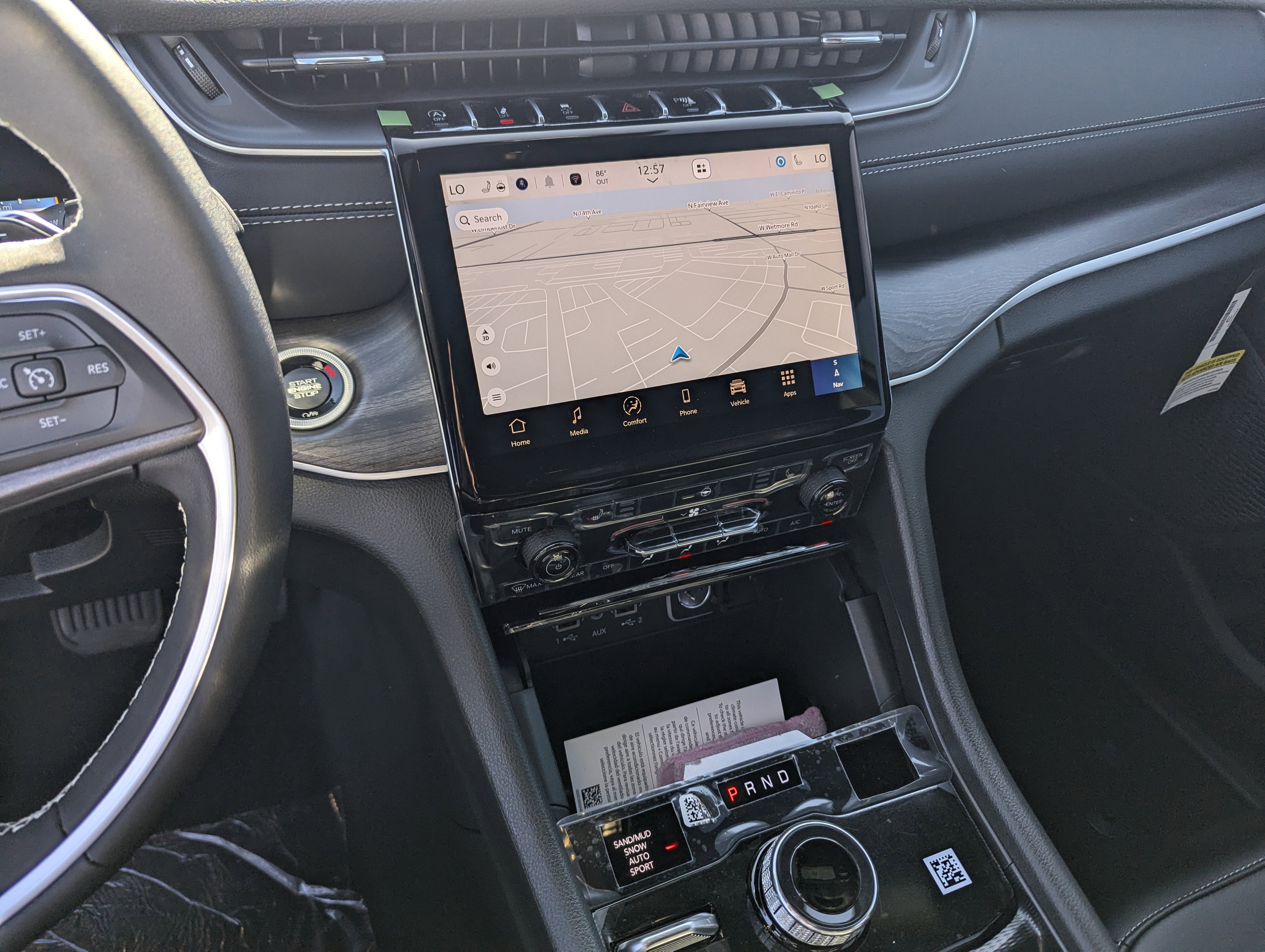 New 2025 Jeep Grand Cherokee L Limited w/ Trailer Tow Package image 10