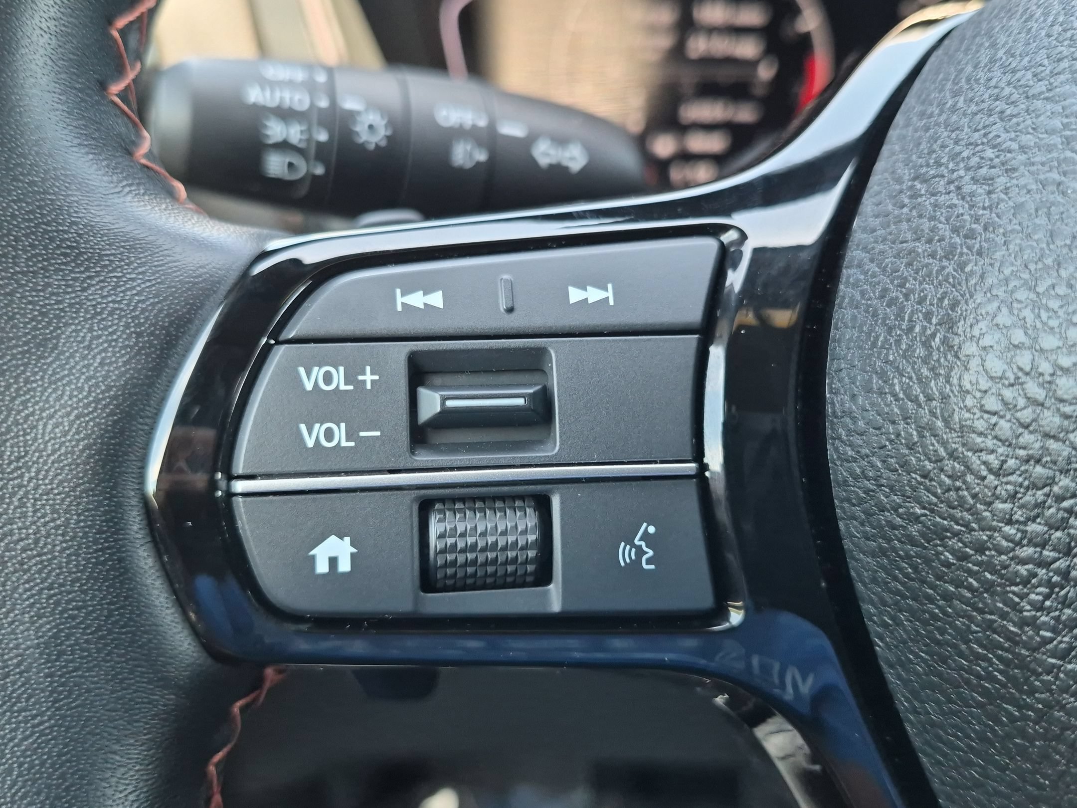 Certified 2024 Honda Pilot TrailSport image 14