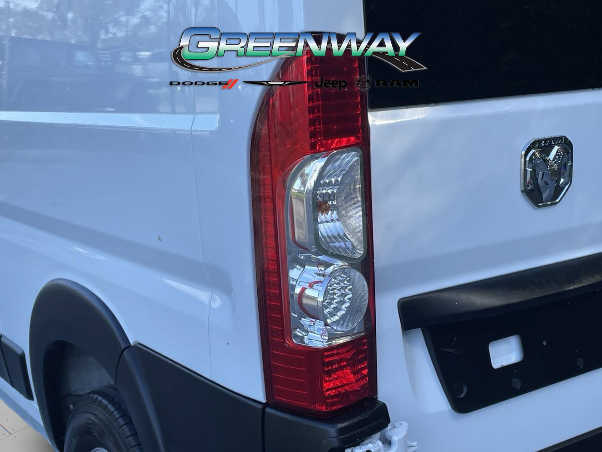 Used 2025 RAM ProMaster 2500 w/ U-Haul Equipment Group FWD image 7