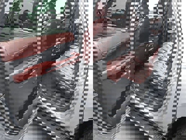 Used 2023 Ford Expedition Max Limited image 18