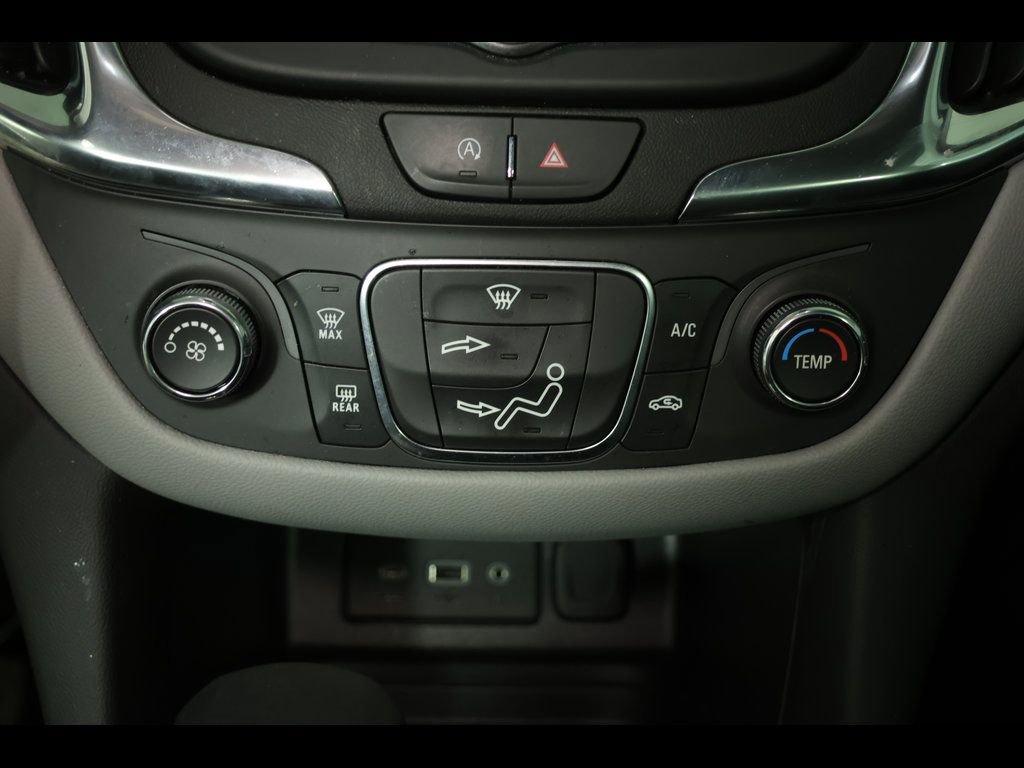 Used 2024 Chevrolet Equinox LS w/ LS Convenience Package image 25