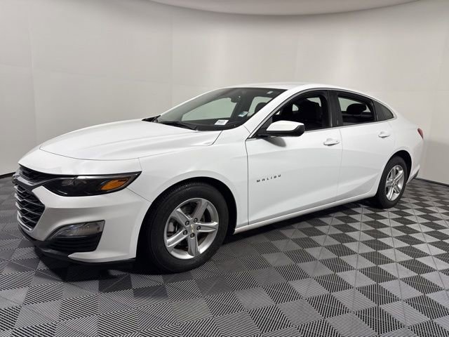 Used 2023 Chevrolet Malibu LS w/ Driver Confidence Package image 11