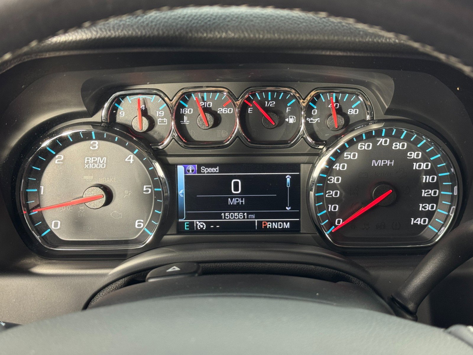 Used 2015 Chevrolet Suburban LTZ RWD image 20