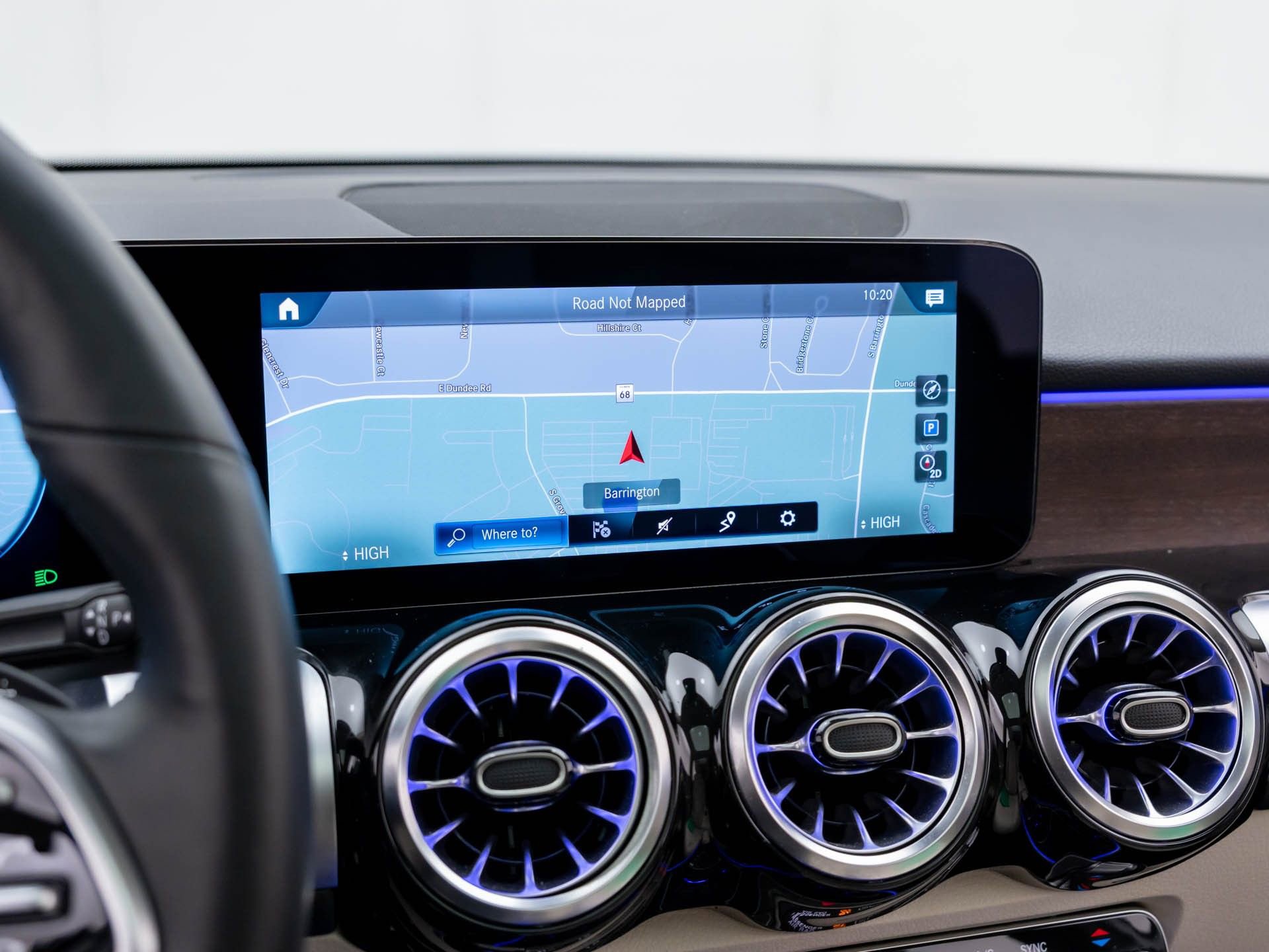 Used 2022 Mercedes-Benz GLB 250 4MATIC w/ Premium Package Lite image 28