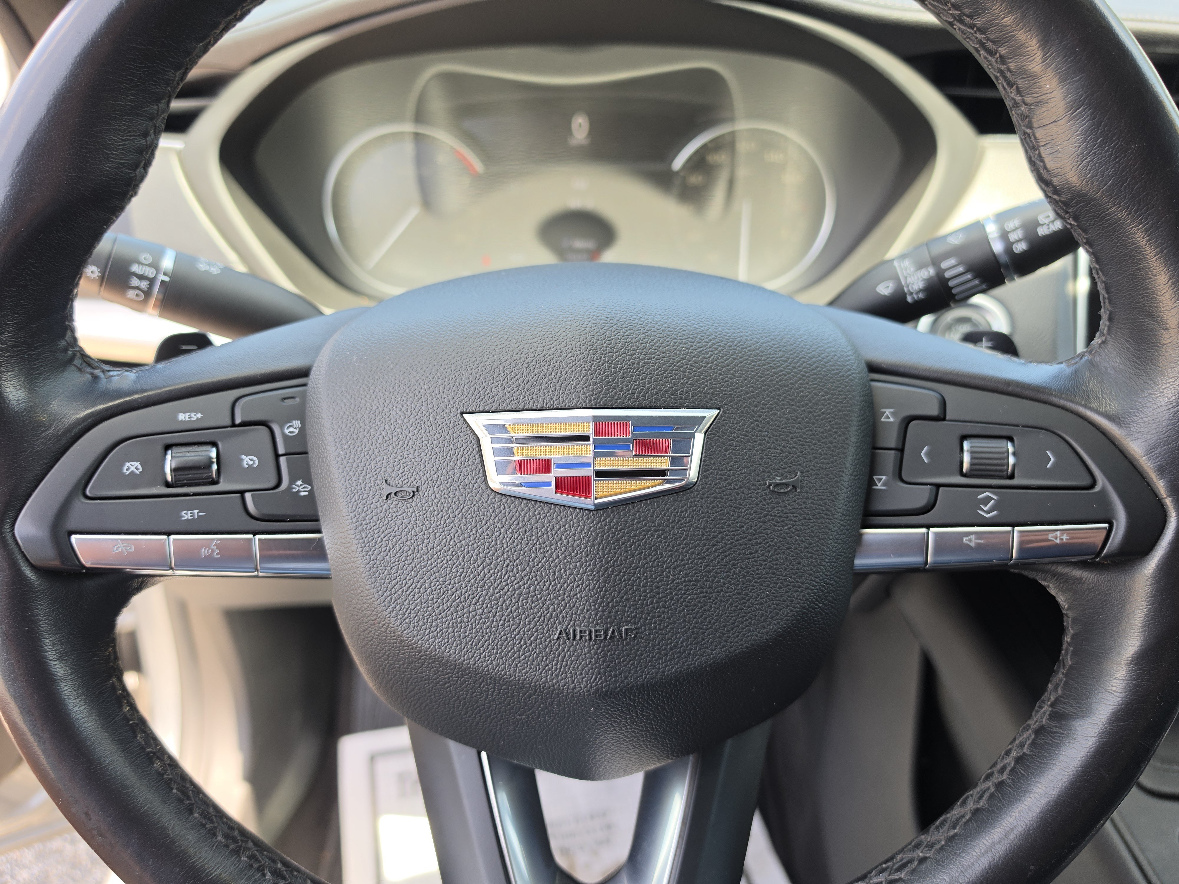 Used 2023 Cadillac XT4 Premium Luxury w/ Cold Weather Package AWD/4WD image 34