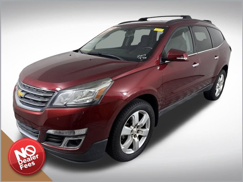 Used 2017 Chevrolet Traverse LT w/ Style and Technology Package image 8
