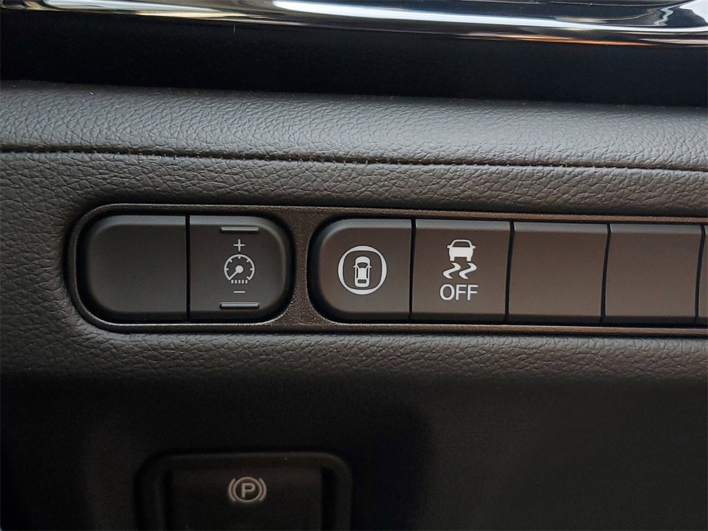 Certified 2025 Acura MDX FWD image 32