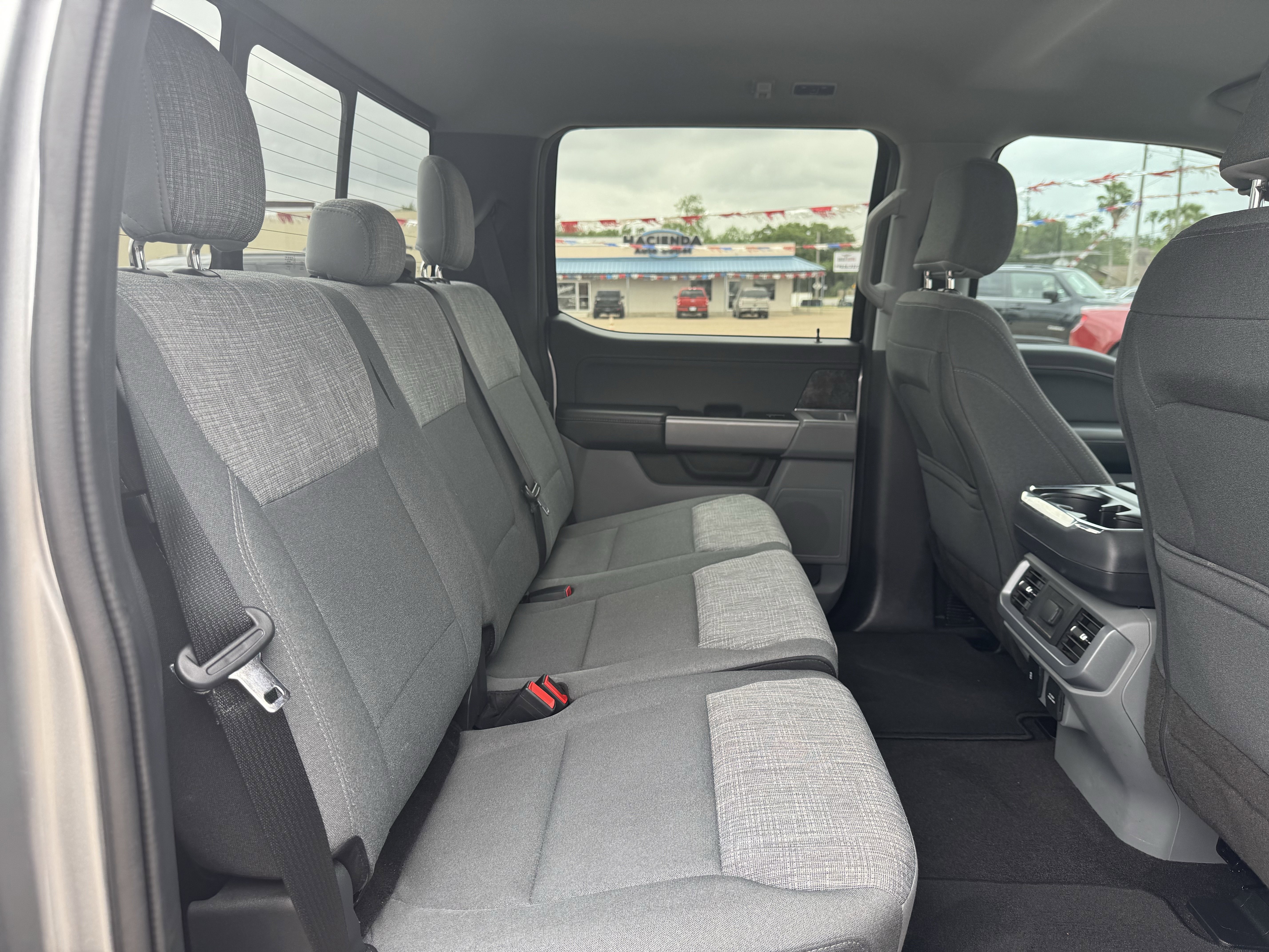 Used 2022 Ford F150 XLT w/ Equipment Group 302A High AWD/4WD image 29