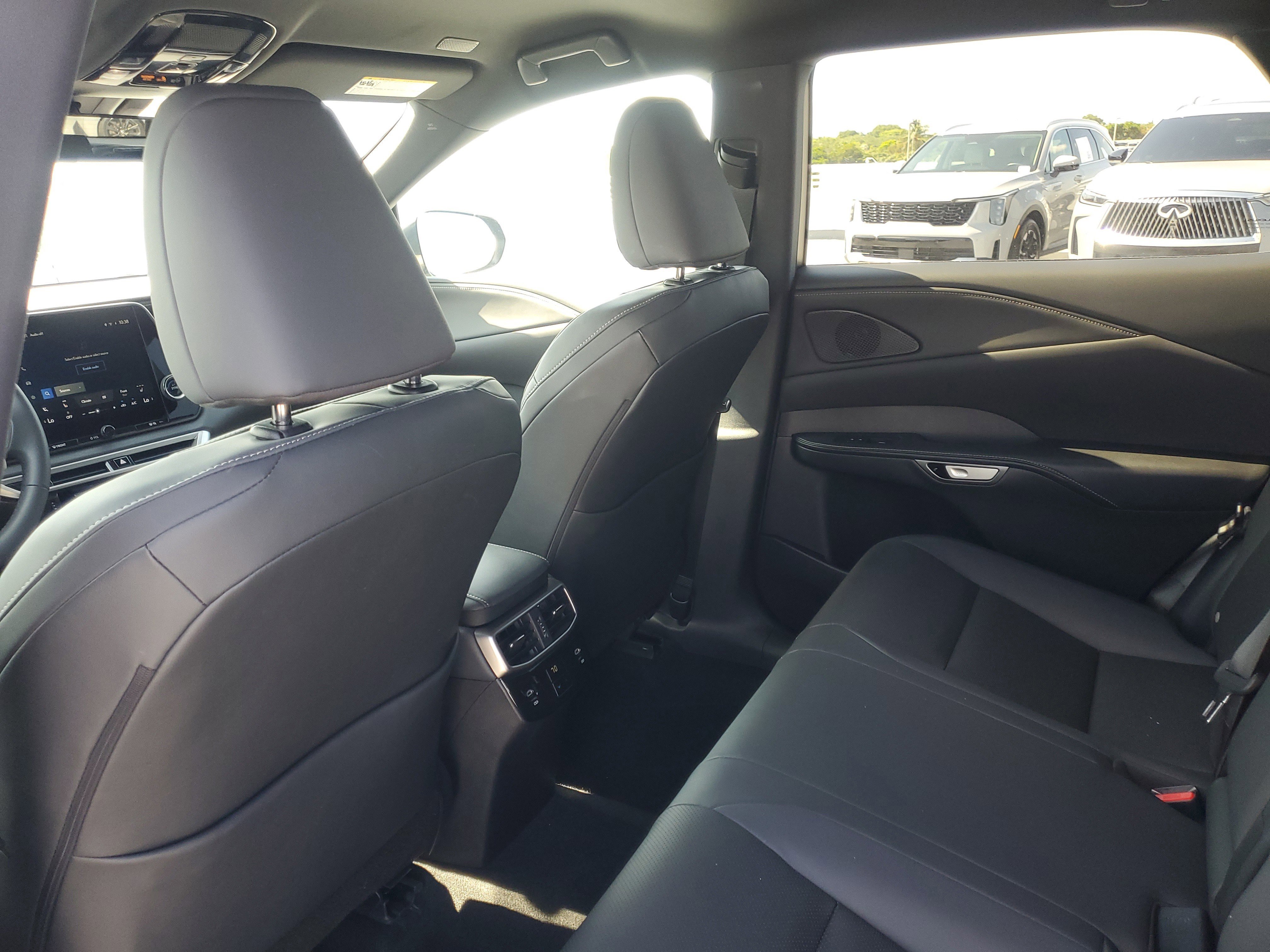 Used 2025 Lexus RX 350 FWD w/ Technology Package image 12