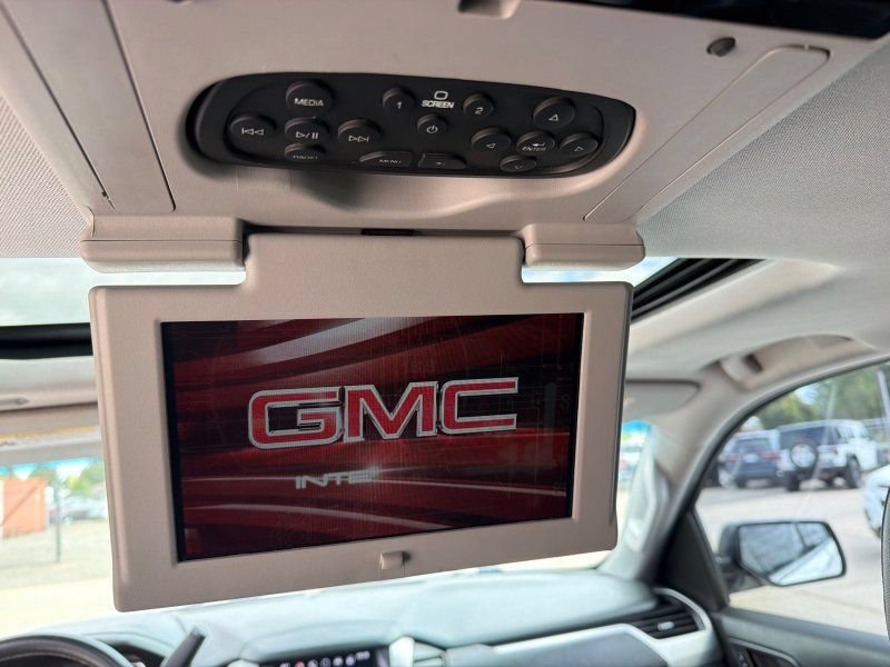 Used 2016 GMC Yukon SLT w/ Open Road Package AWD/4WD image 19