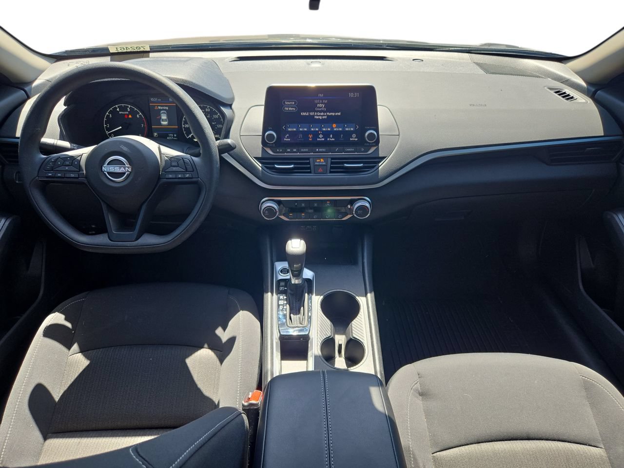 Used 2025 Nissan Altima 2.5 S FWD image 9