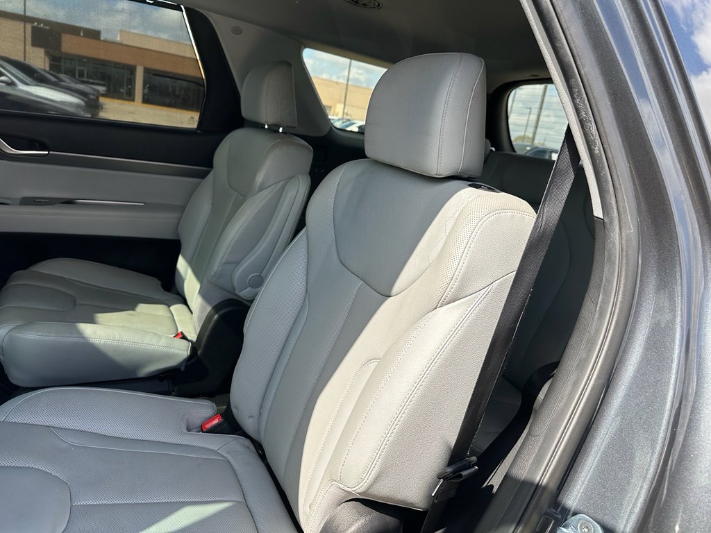 Used 2020 Hyundai Palisade SEL w/ Premium Package image 25