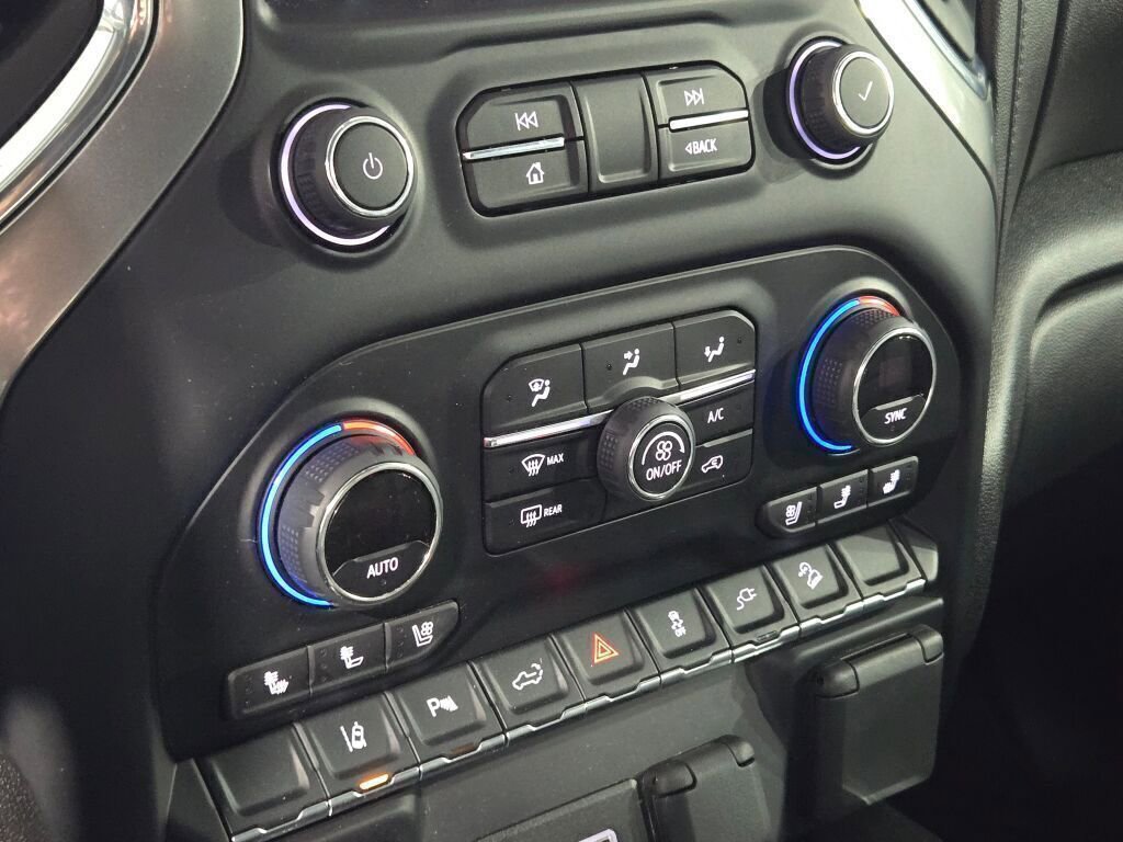 Used 2022 Chevrolet Silverado 3500 LTZ w/ LTZ Plus Package image 30