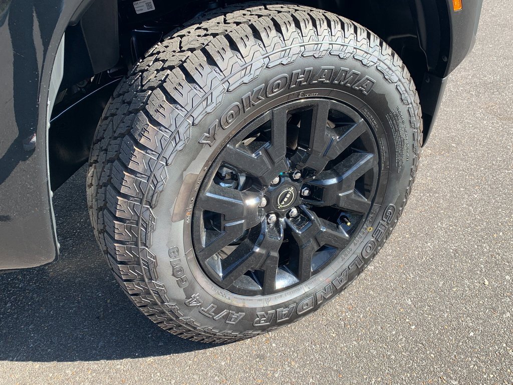 New 2026 Nissan Frontier SV w/ SV Convenience Package image 6