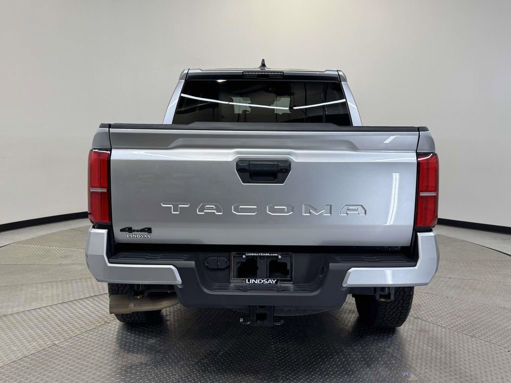Used 2024 Toyota Tacoma TRD Off-Road image 6