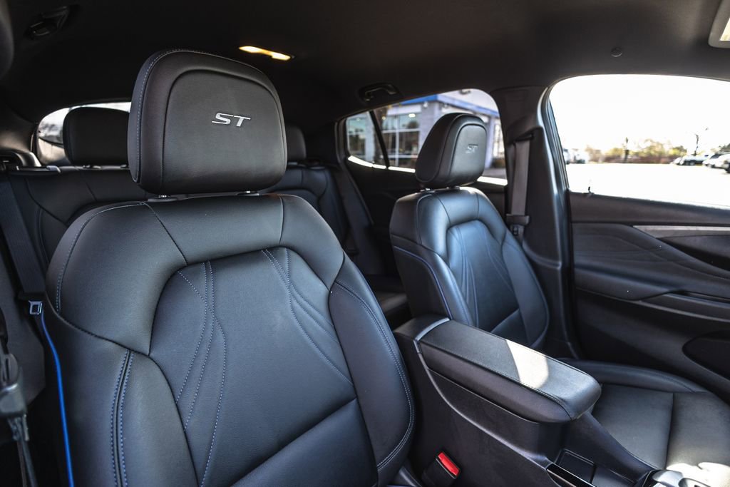 Used 2024 Buick Envista Sport Touring w/ Convenience I Package image 27