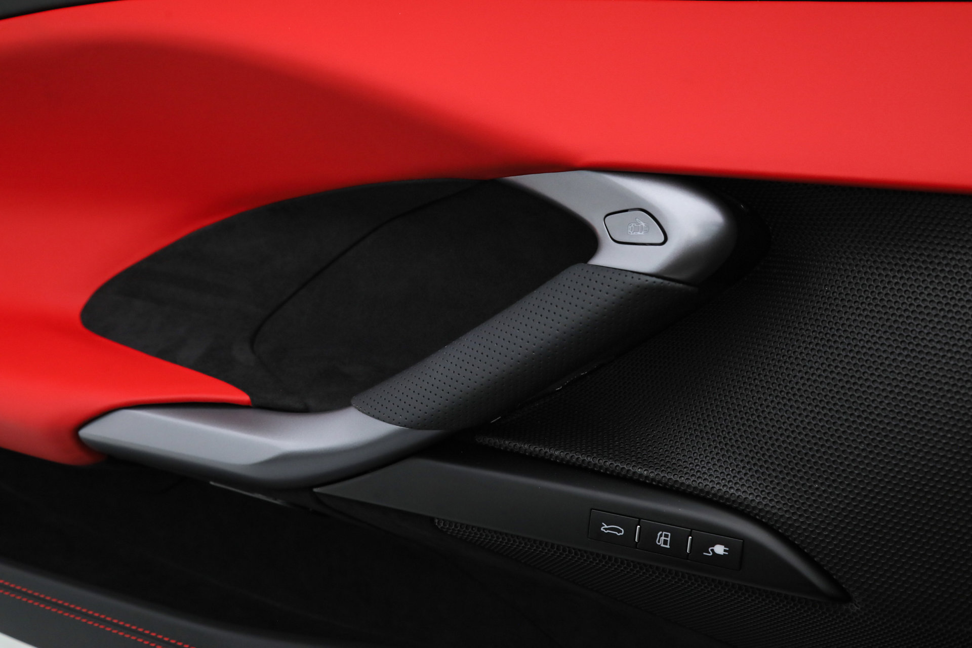 Certified 2025 Ferrari 296 GTS image 34