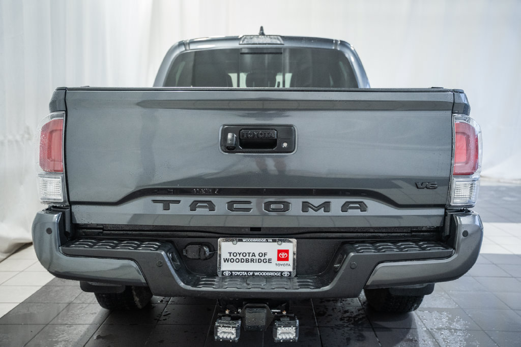 Used 2023 Toyota Tacoma TRD Off-Road w/ TRD Premium Off Road Package AWD/4WD image 5