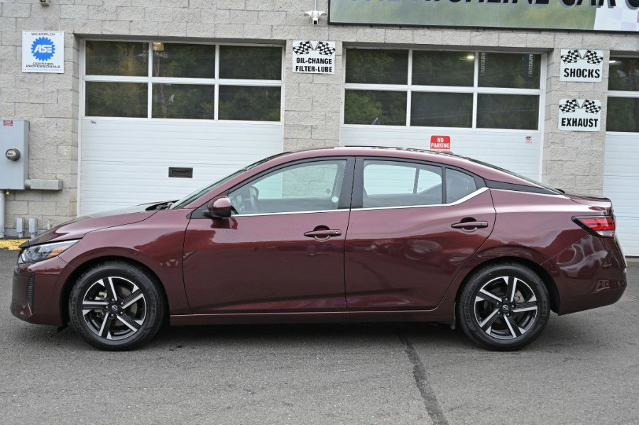 Used 2024 Nissan Sentra SV image 2